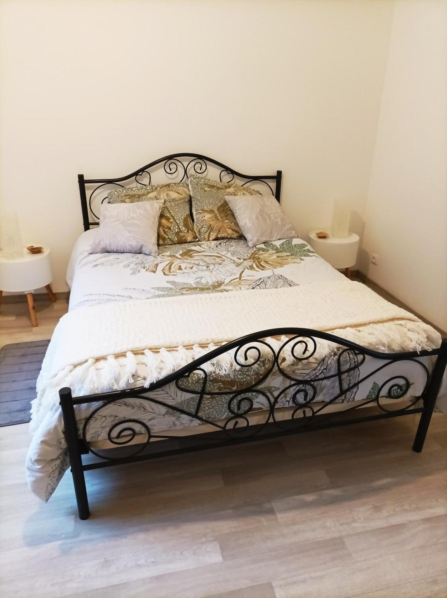 Panoramique Floral Centre Festival Photo Apartment Ла Гасили Екстериор снимка